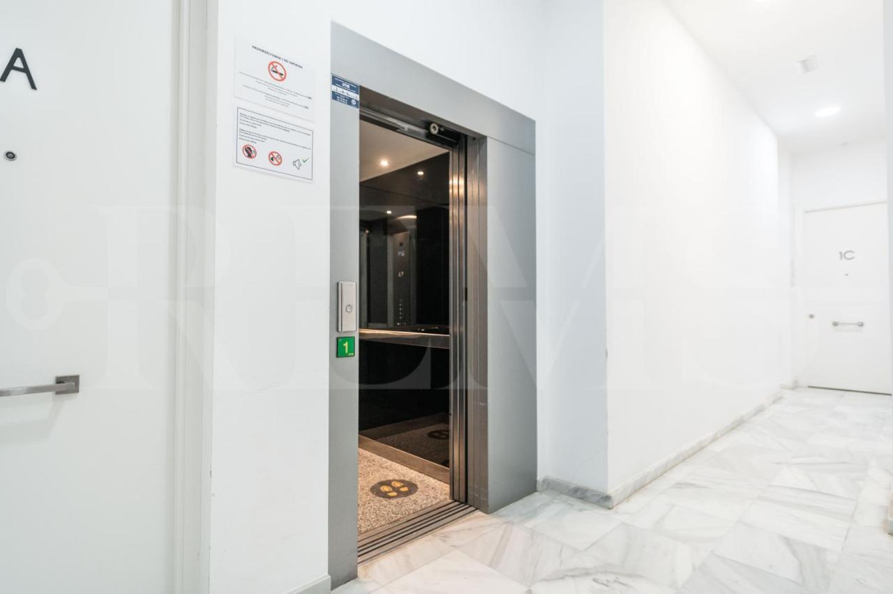 Elegant Studio In The Heart Of Malaga By Rems Экстерьер фото